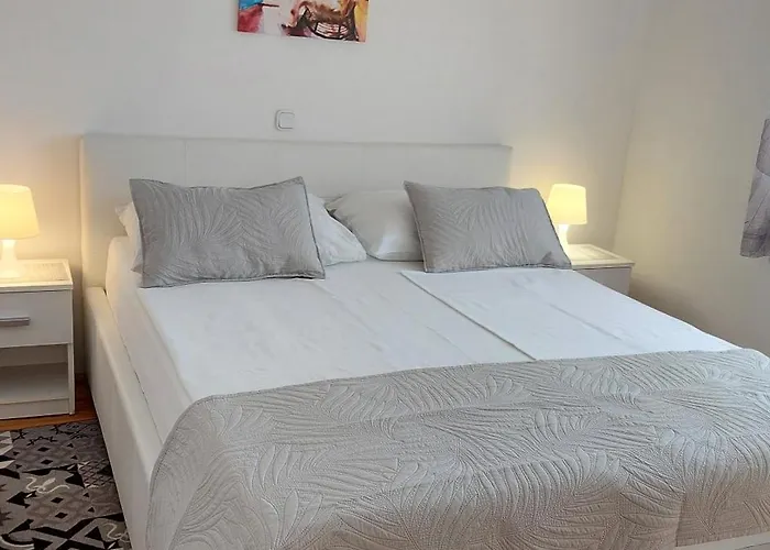 Apartment Ivana,Mali Maj
